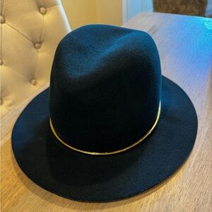 Janessa Leone Forest Green Wool Felt Fedora | Gold-Tone Leather Band | Size M